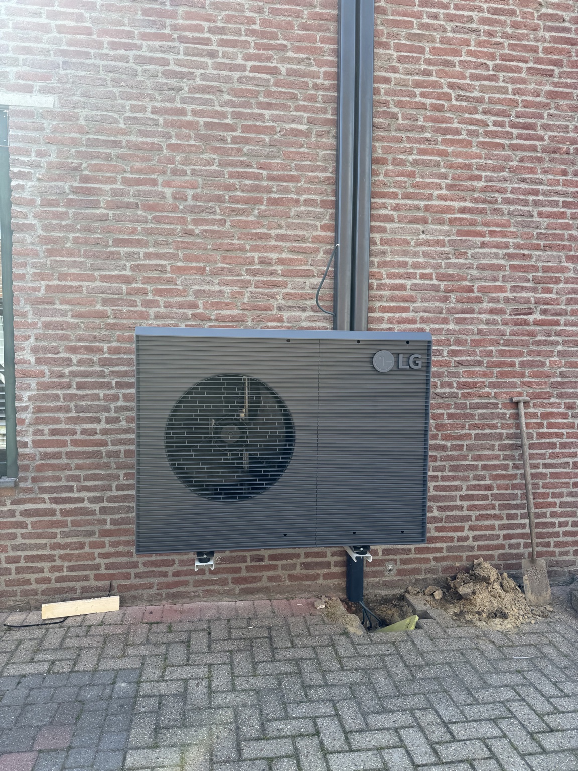 LG THERMA V R290 warmtepomp